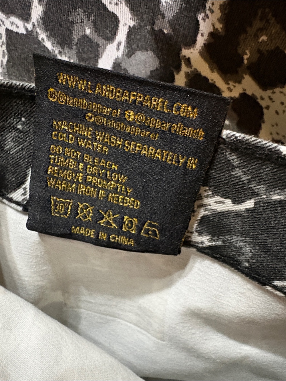 Lucky & Blessed Black and White High-Rise Flare Pants; Size 12 - Picture 6 of 7